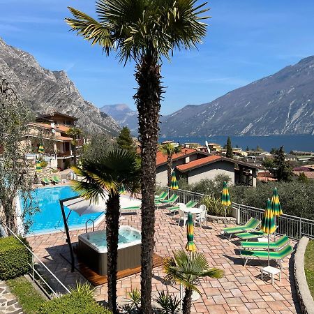Appartamenti Villa Clivia Limone sul Garda Kültér fotó