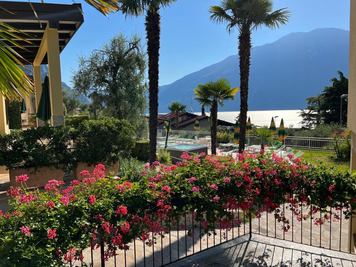 Appartamenti Villa Clivia Limone sul Garda Kültér fotó